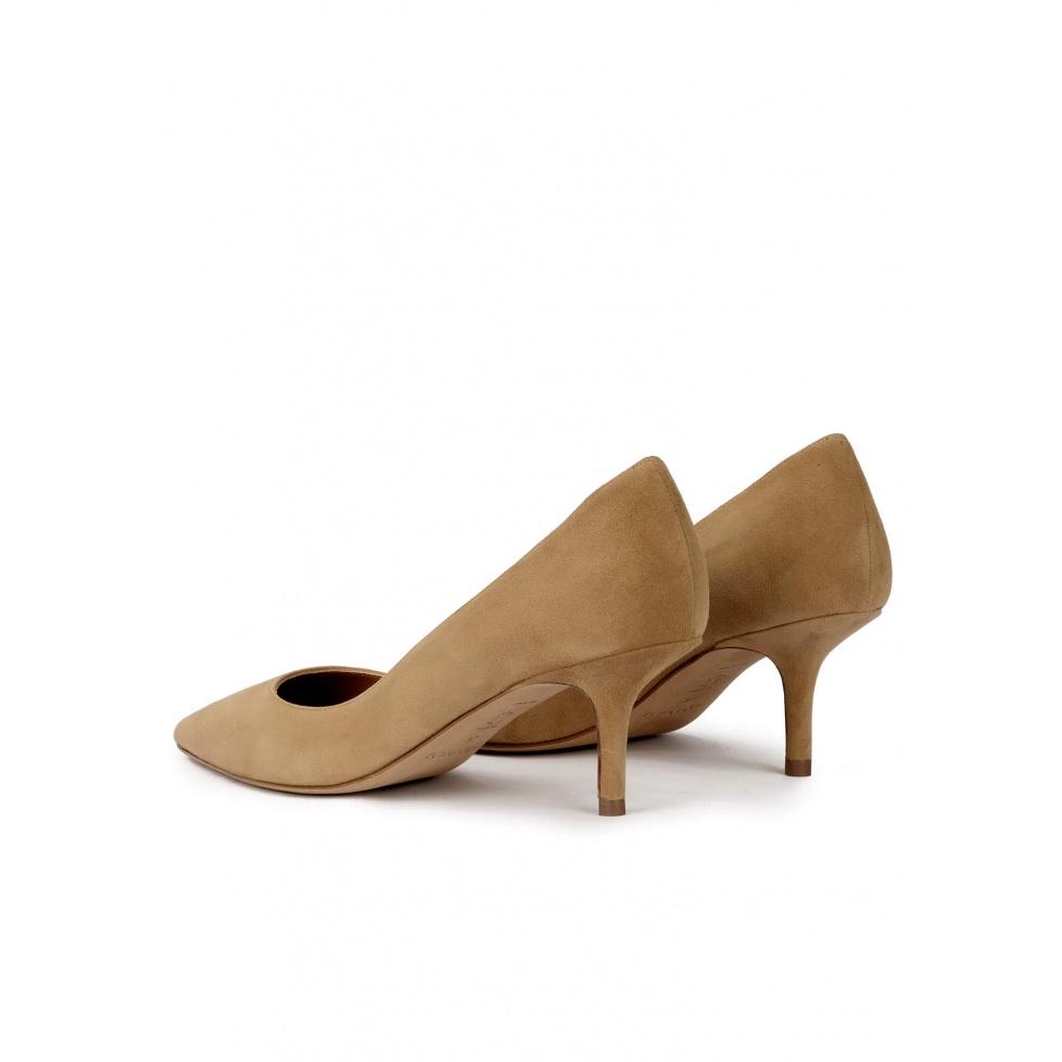 pura lópez Zapatos de tacón medio y punta fina en ante camel Oferta especial de fábrica