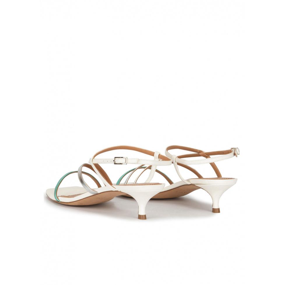 pura lópez Sandalias de tiras multicolor con tacón medio curvo En oferta