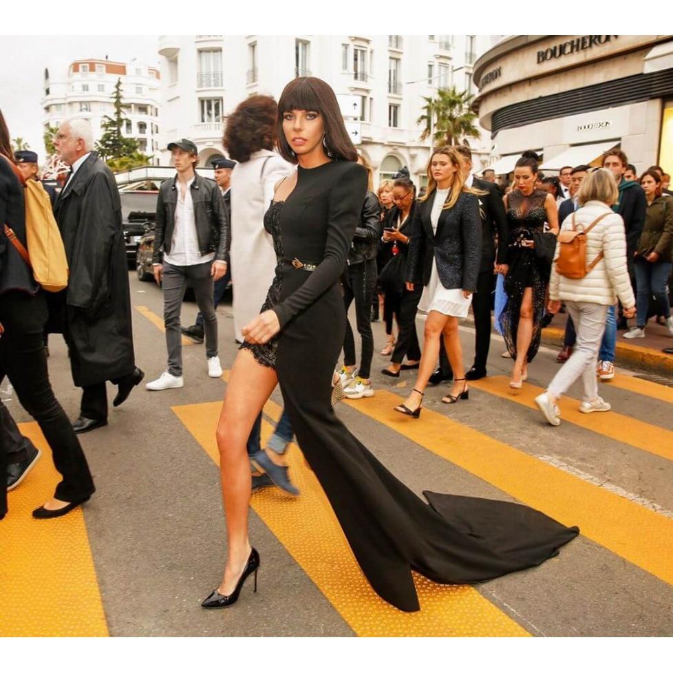 pura lópez Zapatos de salón con tacón alto en charol negro Envío gratis
