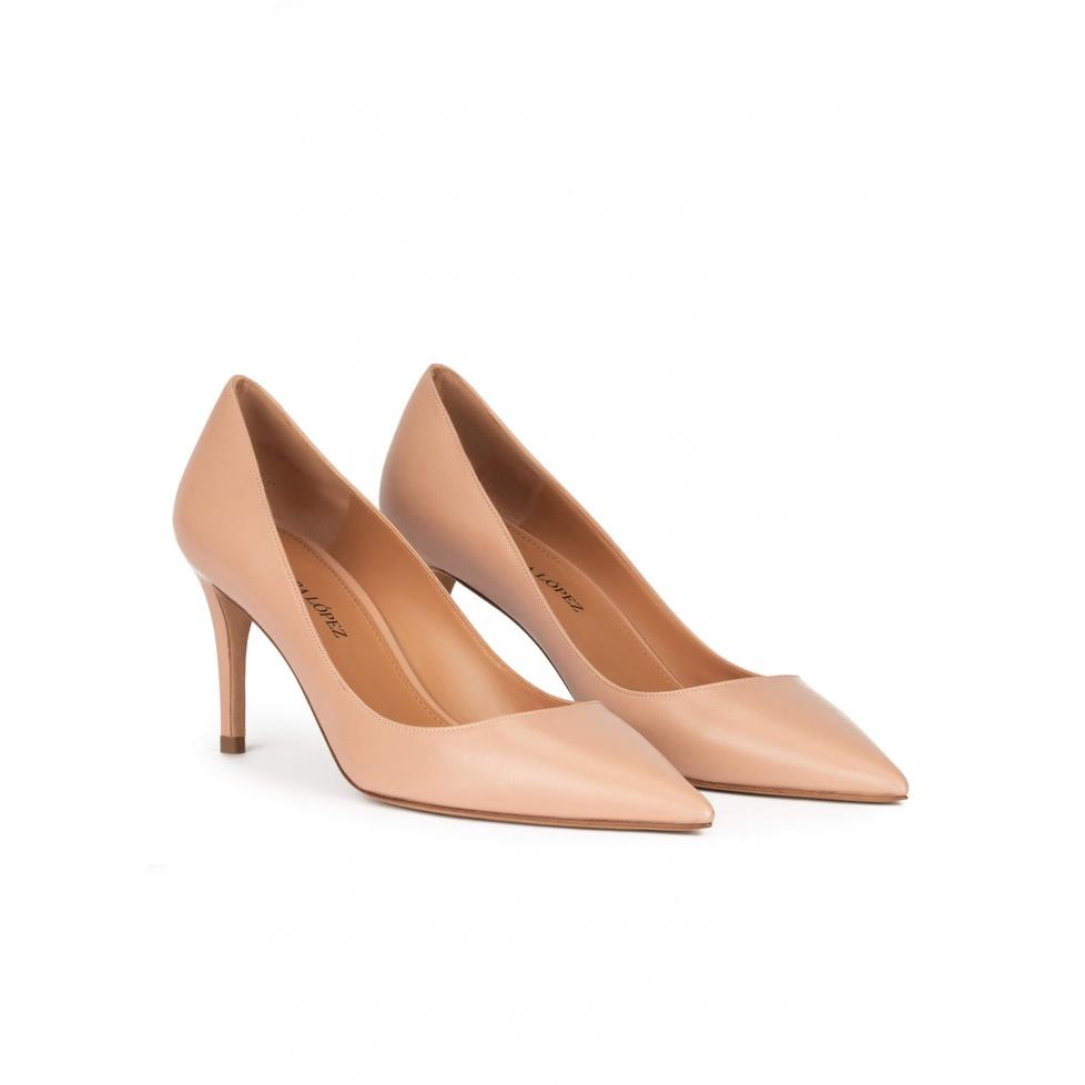 pura lópez Zapatos de punta con tacón de 7 5 cms en piel nude Rebajas de fin de temporada