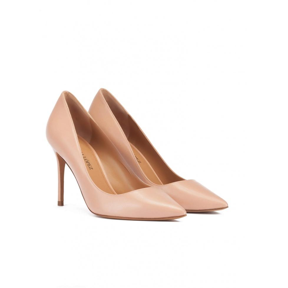 pura lópez Zapatos de punta fina y tacón alto en piel nude Outlet online