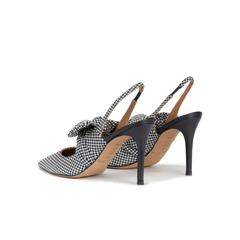 pura lópez Zapatos destalonados de tacón alto en tejido a cuadros azul y blanco Ofertas especiales