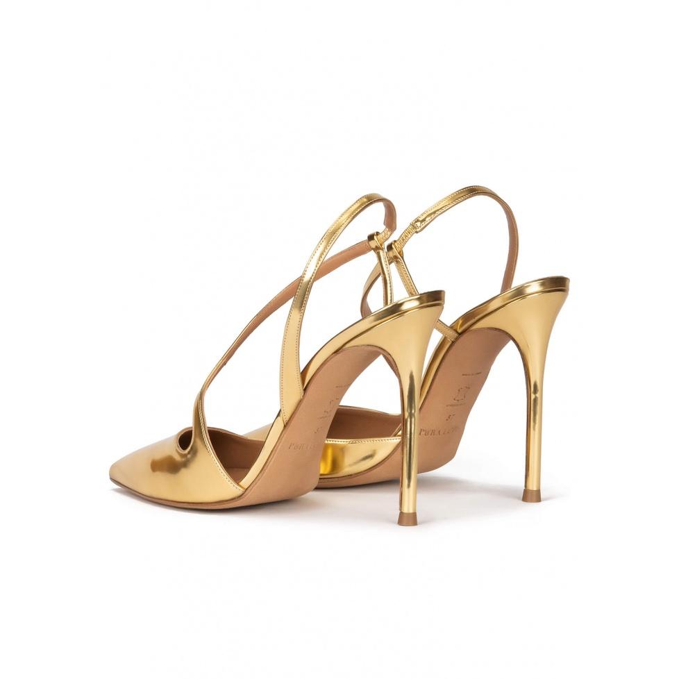 pura lópez Slingbacks metalizados de tacón alto en piel dorada En línea
