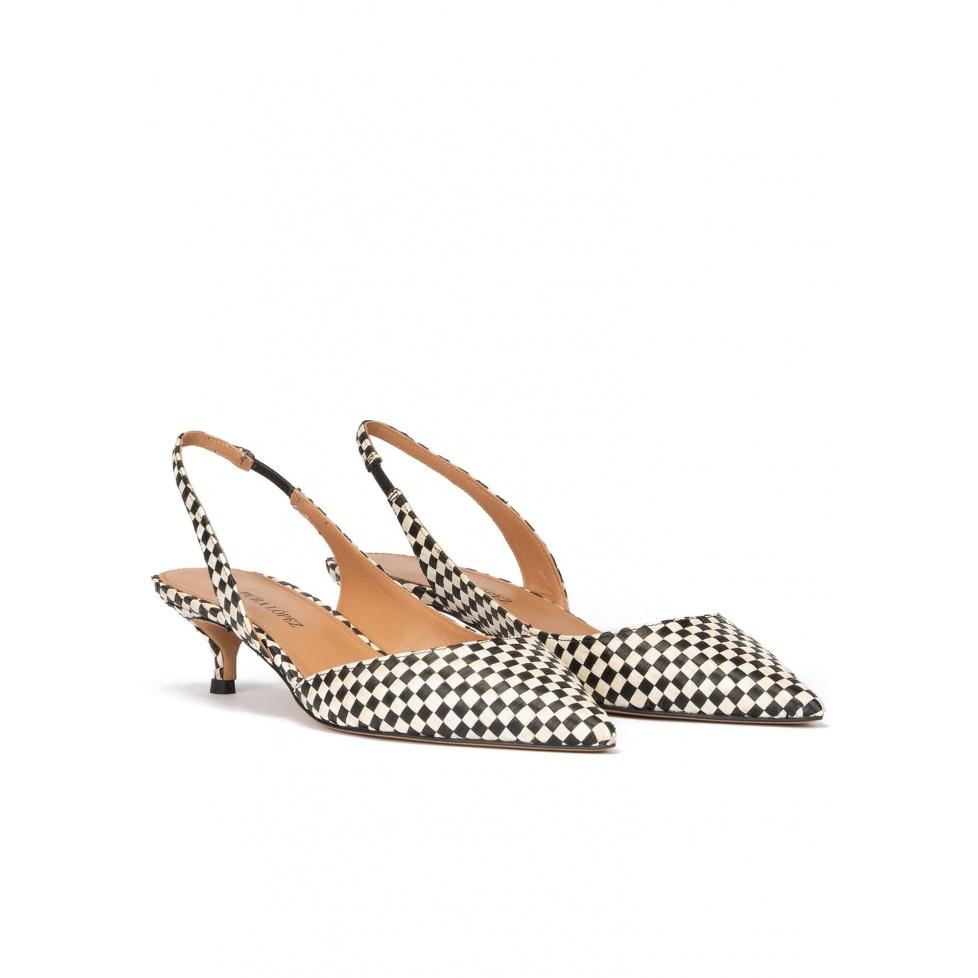 pura lópez Zapatos destalonados de punta fina a cuadros blancos y negros Oferta especial de fábrica