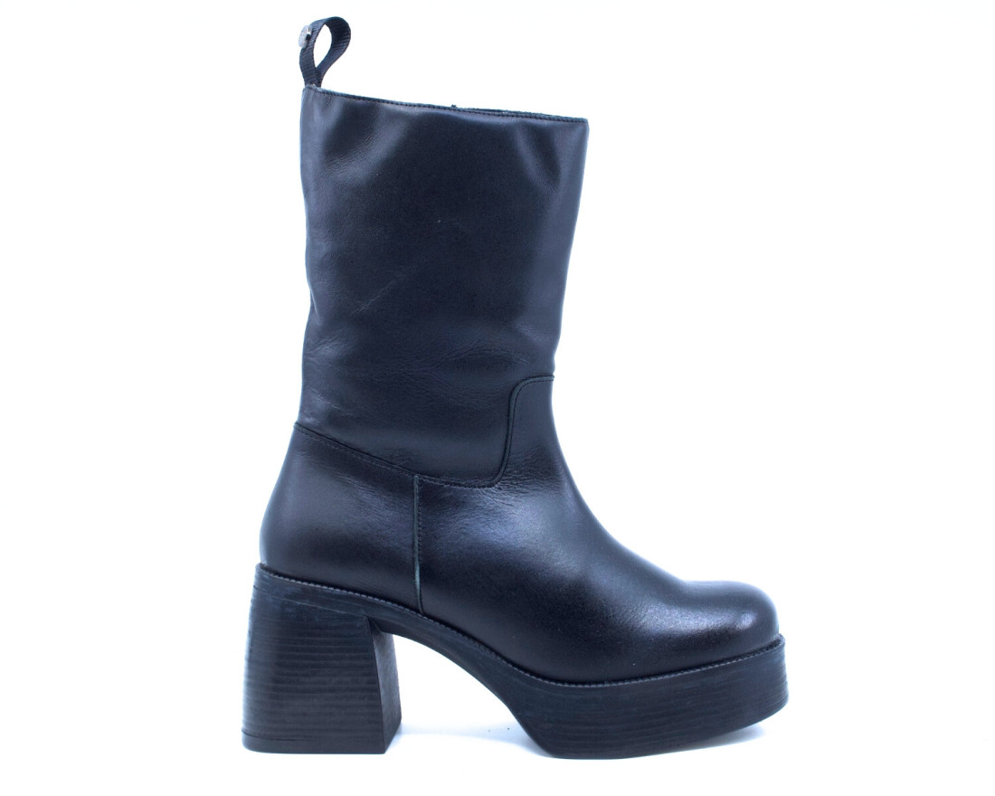 raquel perez Bota Klimanjar Negro Mujer ÚLTIMAS EDICIONES