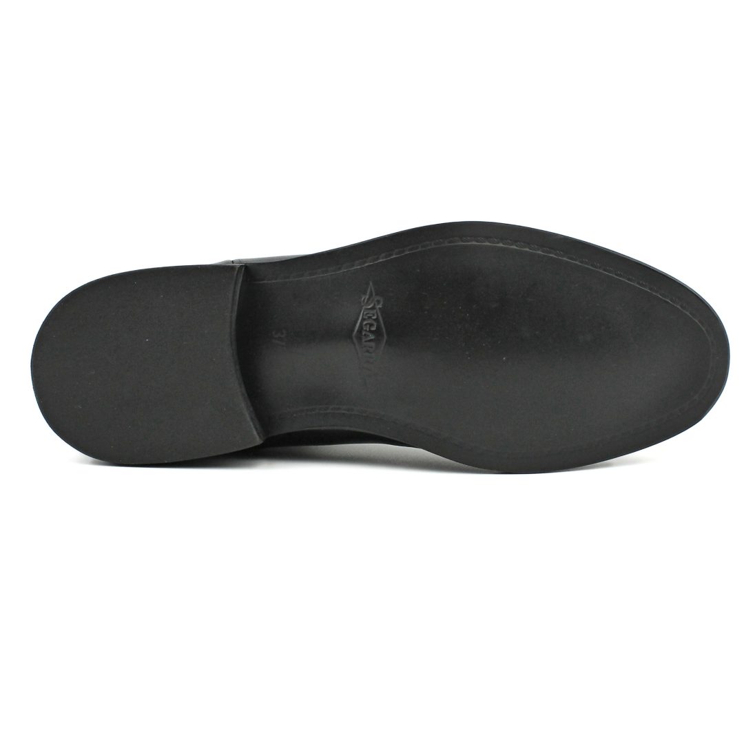 segarra Mónica Negro Venta caliente