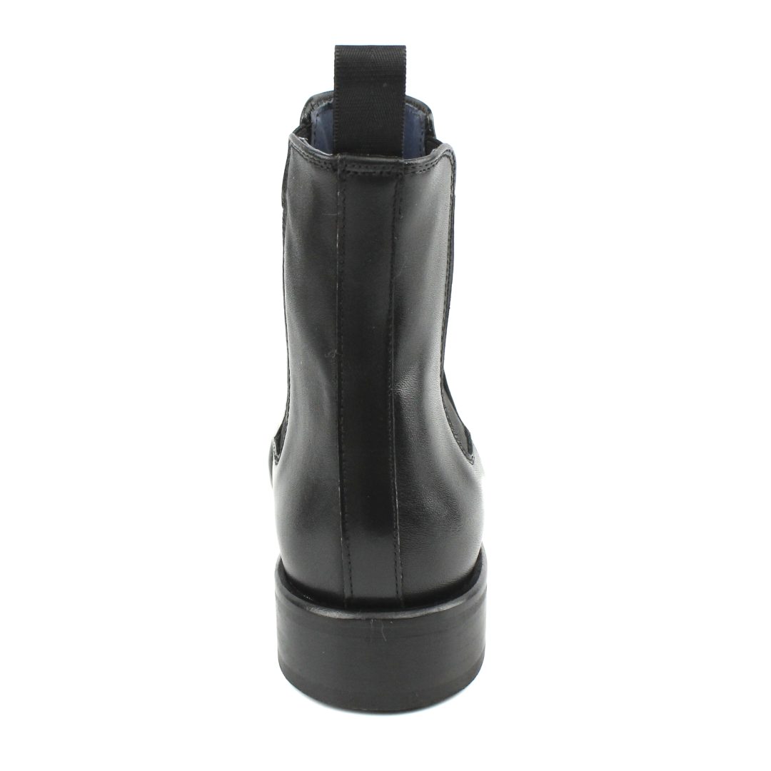 segarra Mónica Negro Venta caliente