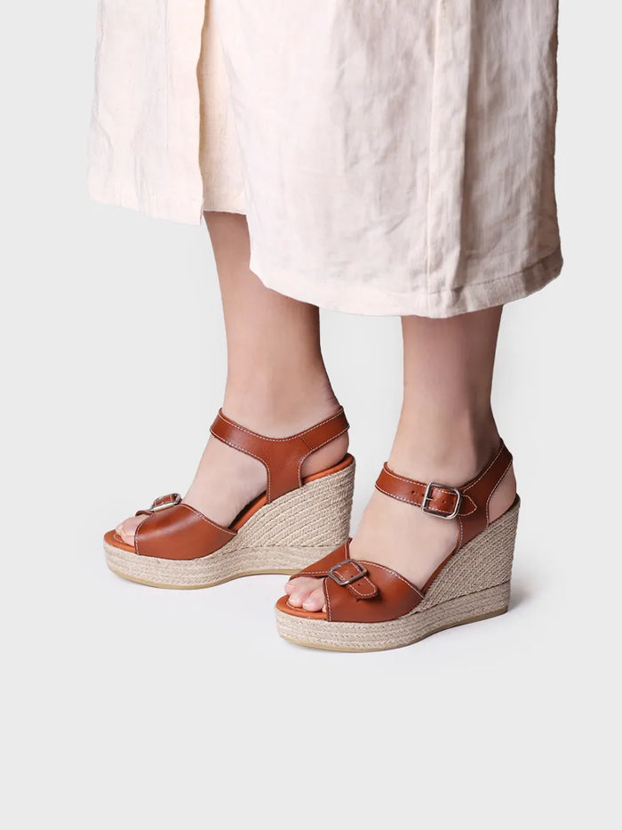 toni pons OLGA - Alpargata de mujer en piel con cuña alta | OLGA En oferta