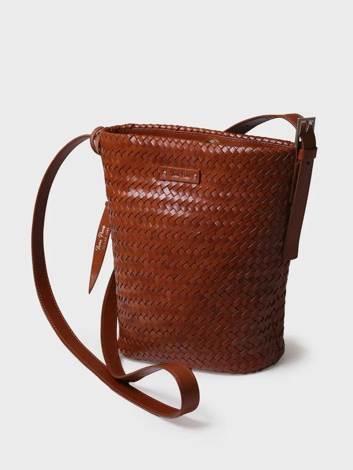 toni pons SALLY - Bolso bombonera en cuero trenzado con tira ajustable | SALLY Descuentos del mes