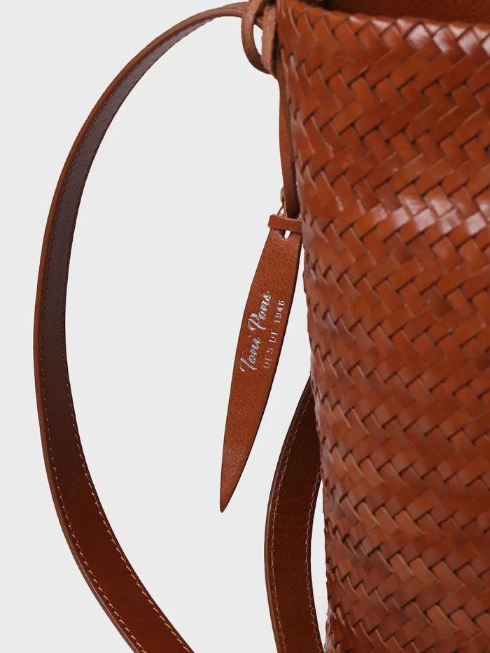 toni pons SALLY - Bolso bombonera en cuero trenzado con tira ajustable | SALLY Descuentos del mes