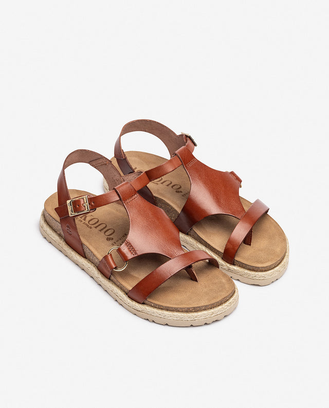 yokono Sandalia plana ARENA-021 marrón En oferta