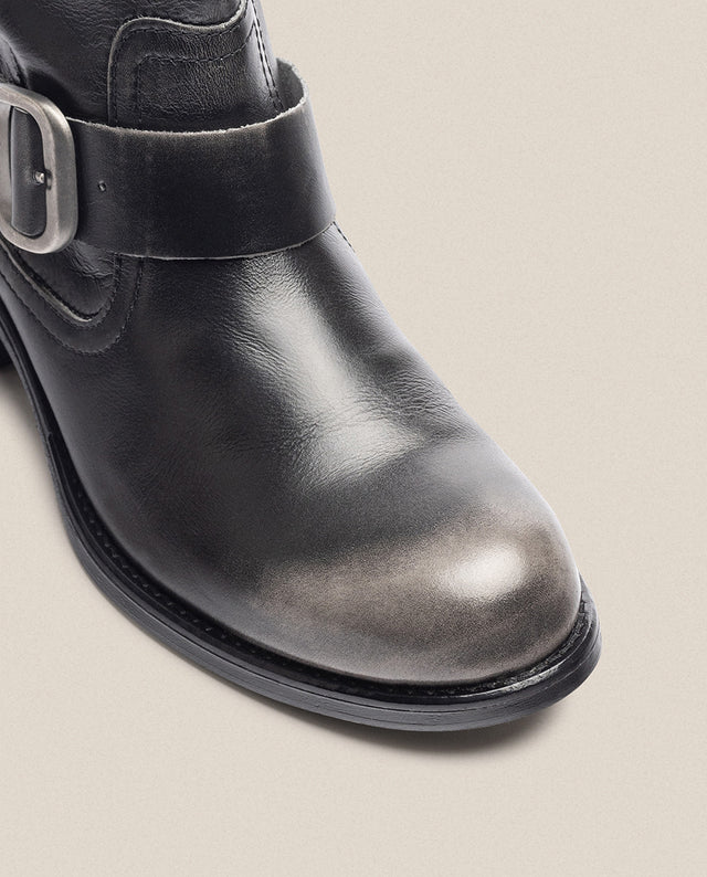yokono Botín plano MONS-006 gris En oferta