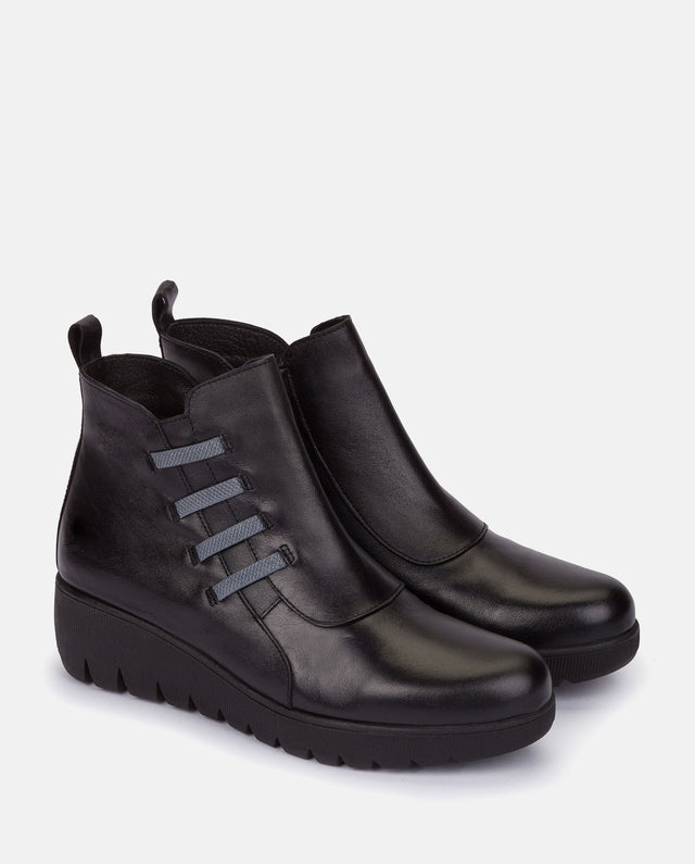 yokono Botín plano Atenas 033 negro En oferta