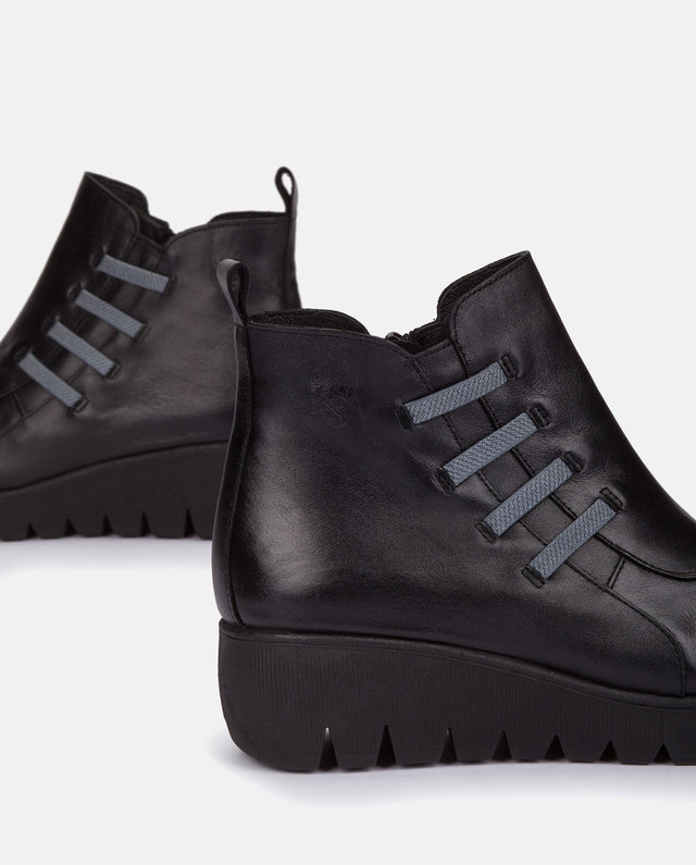 yokono Botín plano Atenas 033 negro En oferta