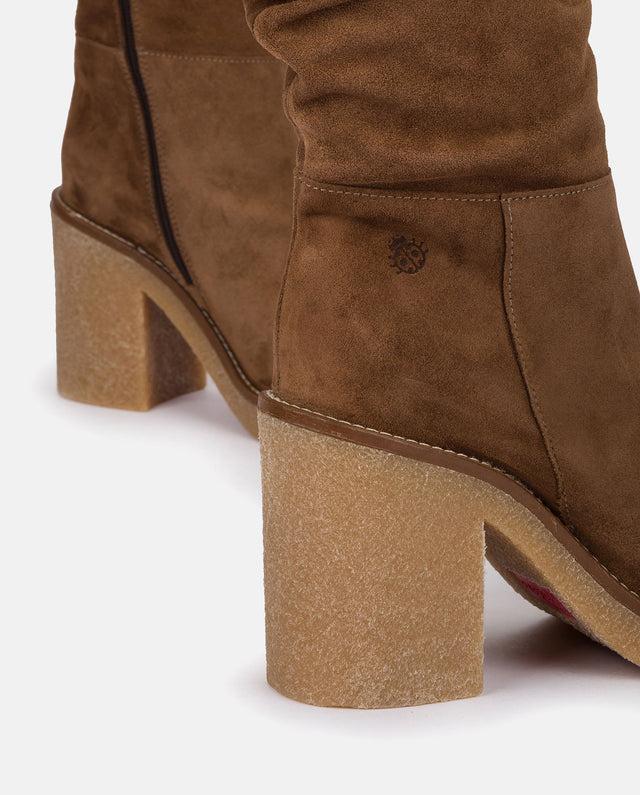 yokono Bota de tacón GELA-002 MARRON Precio ultrabajo