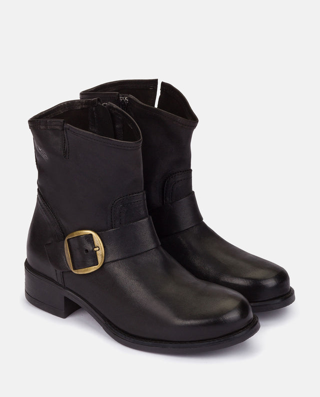 yokono Botín plano MONS-001 NEGRO En oferta