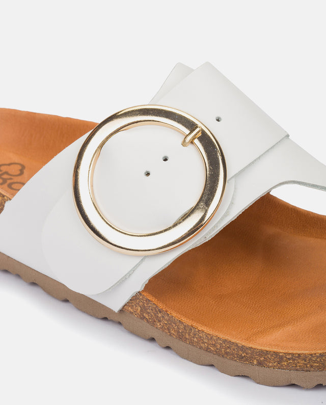 yokono Sandalia plana Granada 704 blanco En oferta