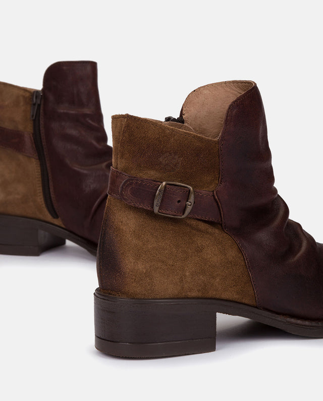 yokono Botín plano MONS-002 MARRON En línea