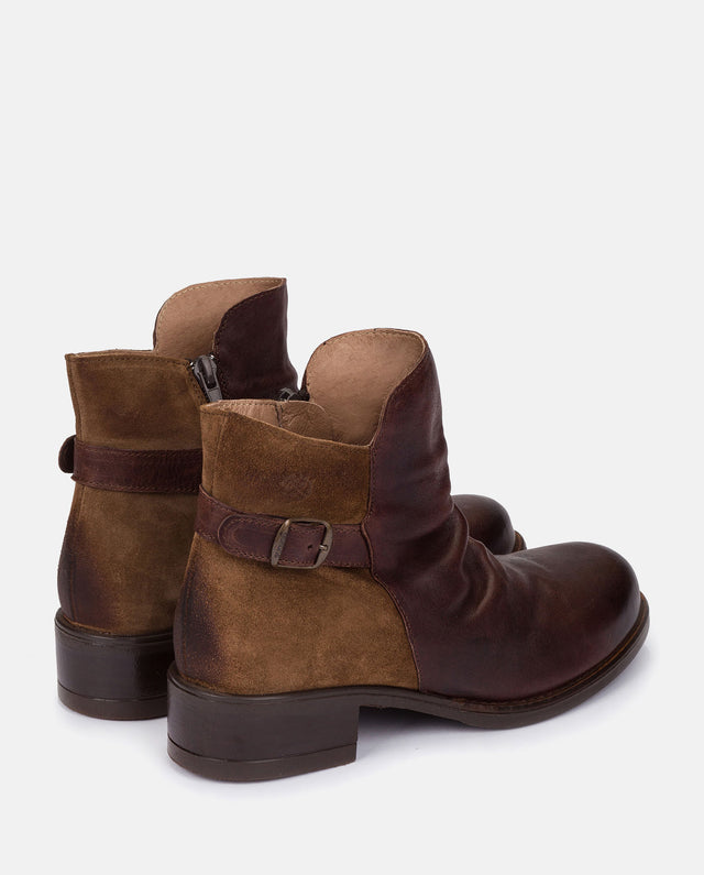 yokono Botín plano MONS-002 MARRON En línea