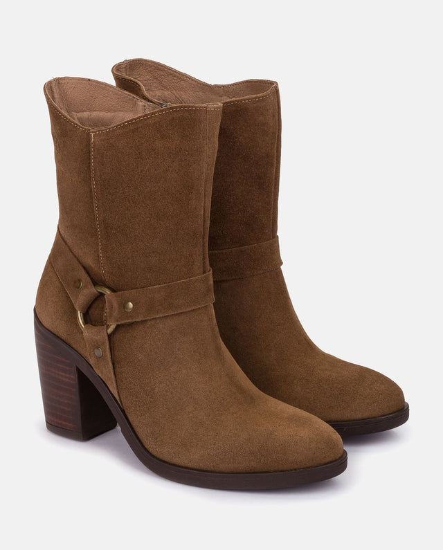 yokono Botín de tacón TOURS-008 MARRON En oferta