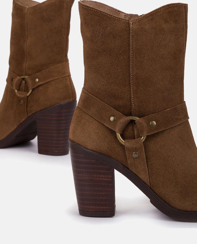 yokono Botín de tacón TOURS-008 MARRON En oferta