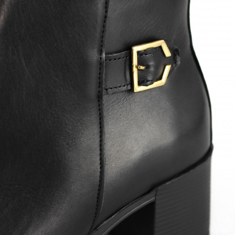zerimar shoes Botines de piel con tacon y cremallera modelo HIGHES Solo queda un día