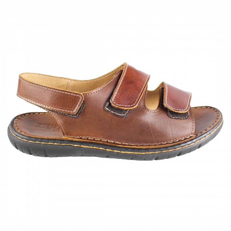 zerimar shoes Sandalia de piel ajustable con velcro modelo JUKONO En oferta
