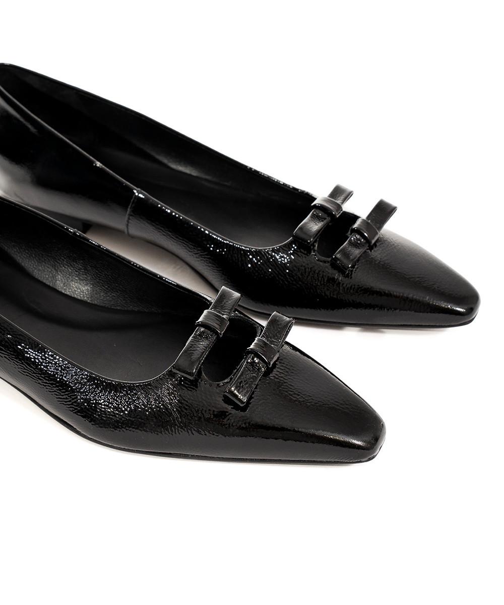 zinda Zapato plano de piel metalizada negra con dos lazos Venta caliente